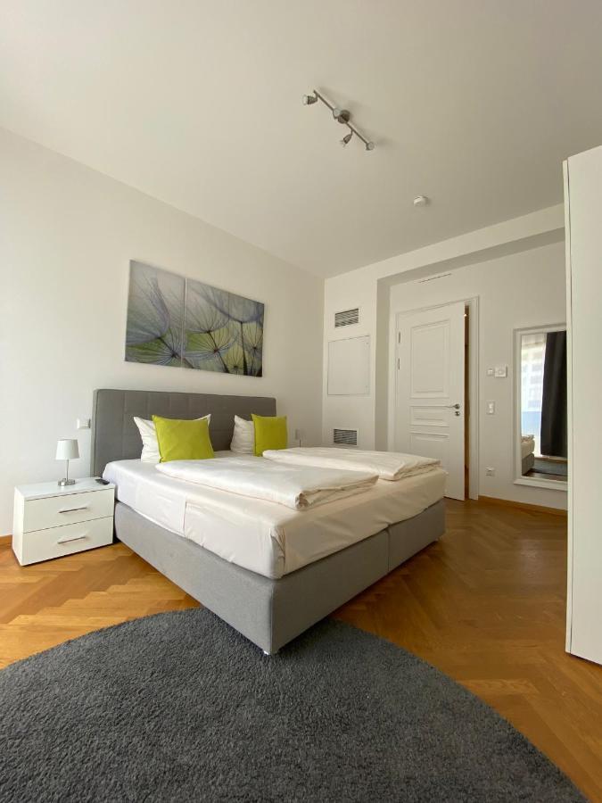 Grosszuegiges Apartment Mit Blick Zur Frauenkirche เดรสเดน ภายนอก รูปภาพ